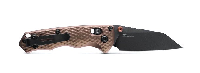 Benchmade 290BK-1 Full Immunity foldekniv med CPM-M4 Wharncliffe-blad i Cerakote og skæfte i Burnt Bronze aluminium