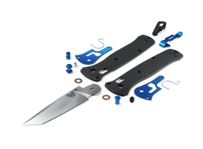 Benchmade 537-09 Bailout foldekniv med satin M390 tanto-blad og skæfte i Carbon Fiber
