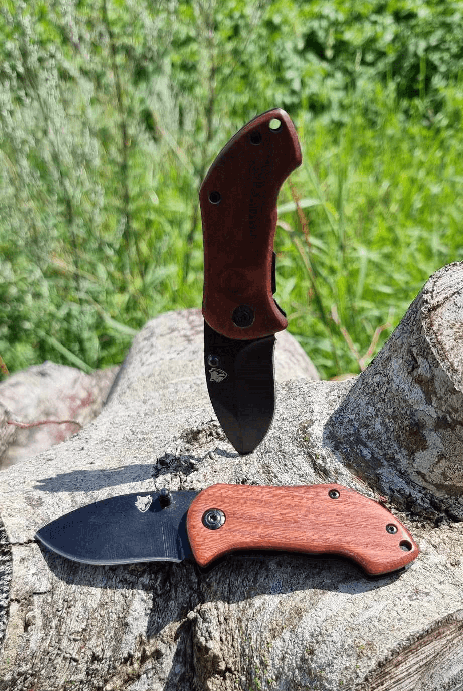 Fenris Arms .22 Folding Knife, Wood