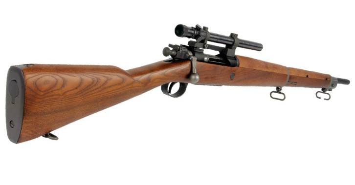 GM1903 A4, with scope, CO2