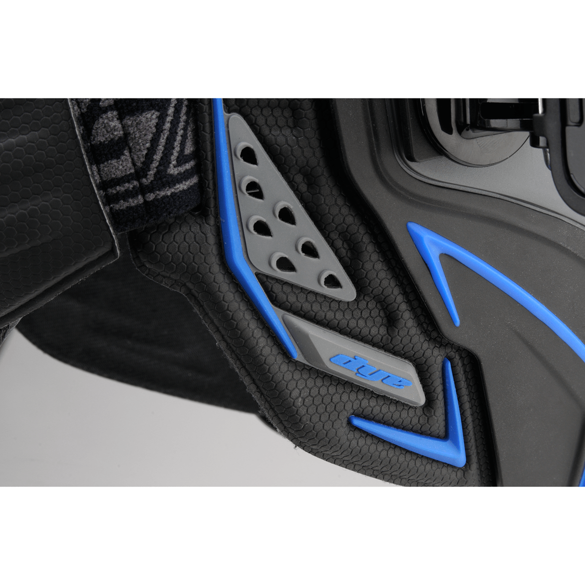 Dye I5 Storm Black/Blue. 2.0